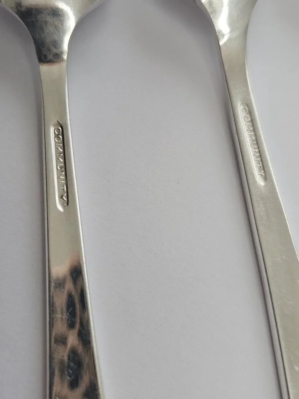 4 Oneida Coronation Spoons 6
